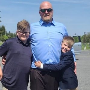 Meet your Posher, Chris